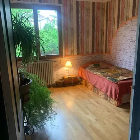 Maison Tranquille Au Vans 펜션 *