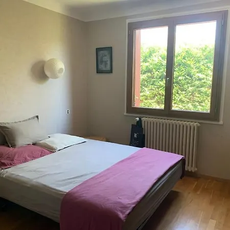Maison Tranquille Au Vans 펜션